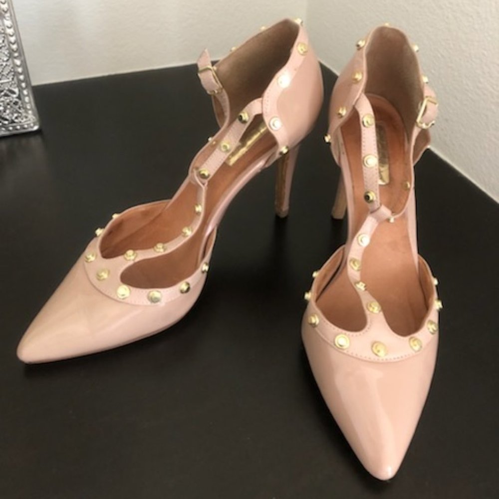Halogen Nude Studded Pump